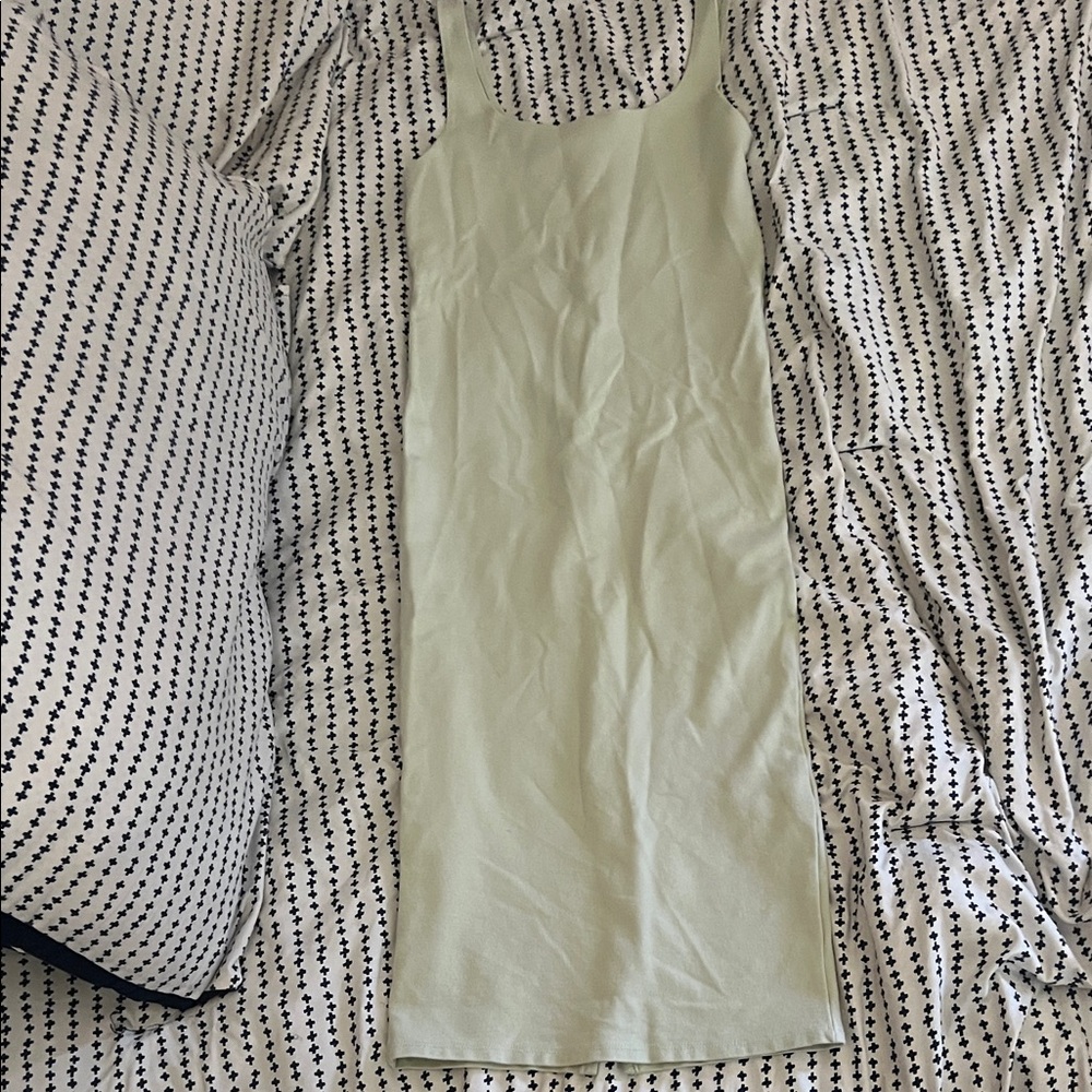 Forever 21 Cream Maxi Dress